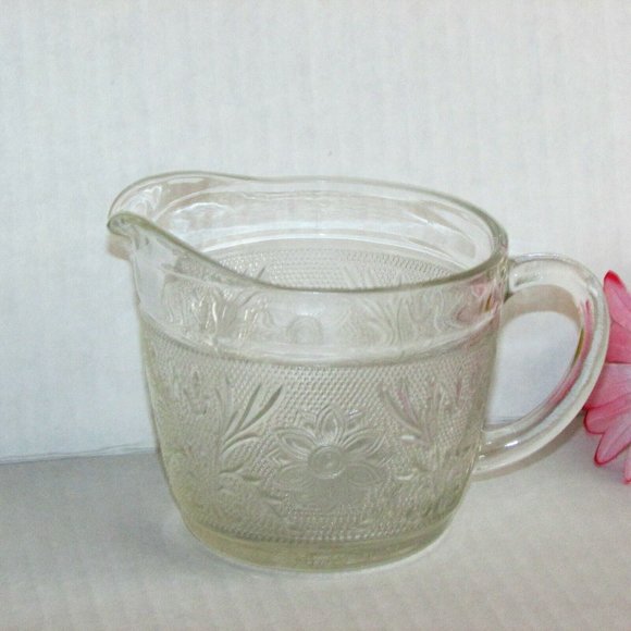 Vintage ANCHOR HOCKING GLASS Sandwich Creamer Cream Milk Pitcher - Picture 3 of 10
